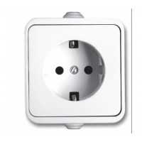 Розетка одинарная накладная внешняя 220V